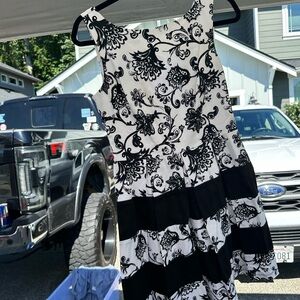 Tiana B. Monochrome Floral Dress